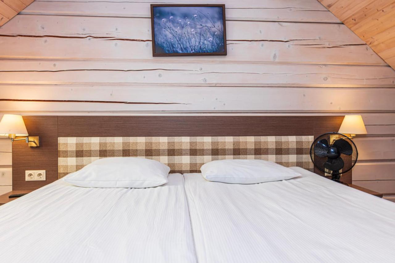Hotel Gradiali Anykščiai Extérieur photo
